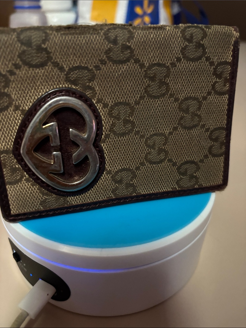 Gucci monogram wallet. GCU